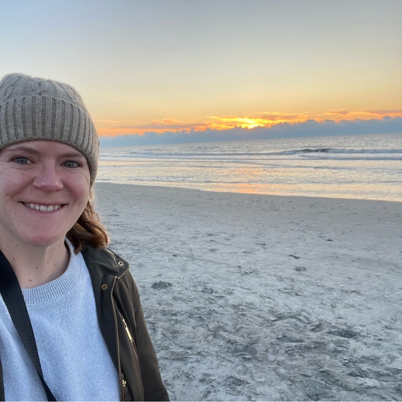 Meet your Posher, Megan - Picture 1 of 1